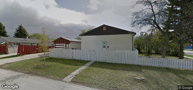 Larawan ng 65 Mapleton Drive sa Winnipeg, Manitoba