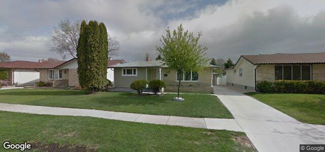 Larawan ng 66 Madrigal Close sa Winnipeg, Manitoba