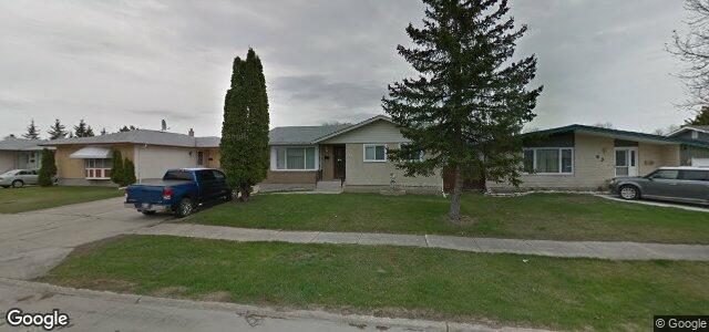 Larawan ng 67 Mandan Road sa Winnipeg, Manitoba