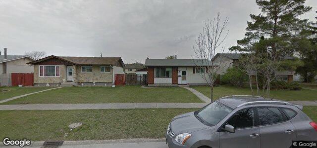 Larawan ng 67 Mankato Crescent sa Winnipeg, Manitoba