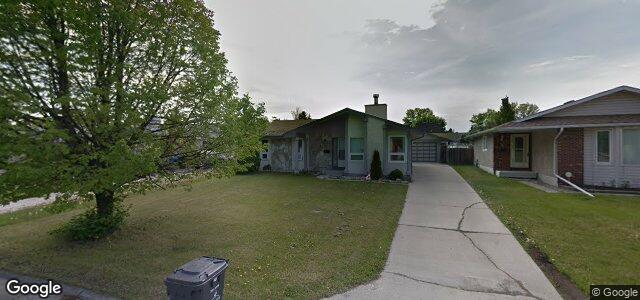 Larawan ng 69 Councillor Bay sa Winnipeg, Manitoba