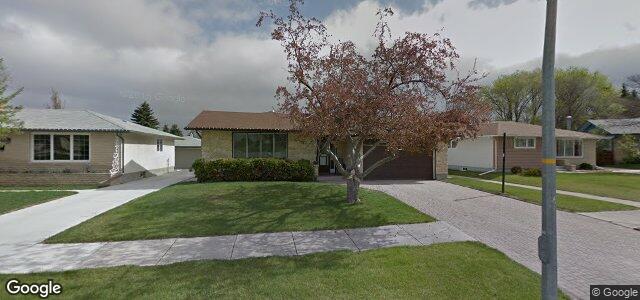 Larawan ng 70 Madrigal Close sa Winnipeg, Manitoba