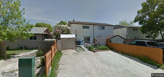 Larawan ng 703 Sheppard Street sa Winnipeg, Manitoba