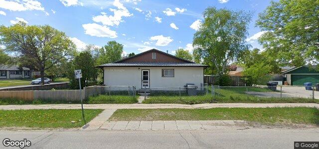 Larawan ng 709 Sheppard Street sa Winnipeg, Manitoba