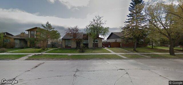 Larawan ng 71 Desharnais Street sa Winnipeg, Manitoba