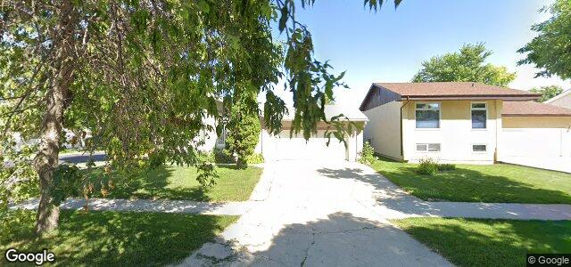 Larawan ng 73 Cannes Crescent sa Winnipeg, Manitoba