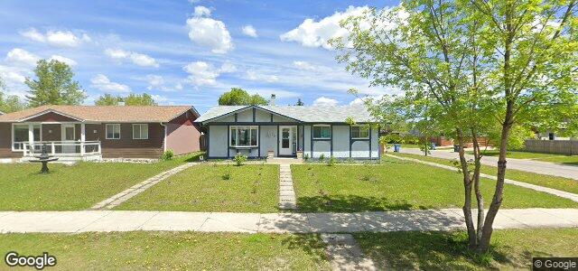 Larawan ng 73 Mapleton Drive sa Winnipeg, Manitoba