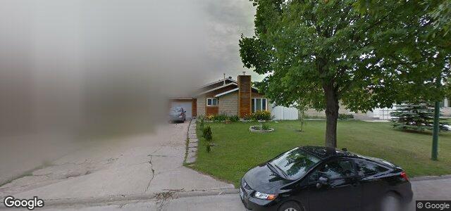 Larawan ng 73 Piney Crescent sa Winnipeg, Manitoba