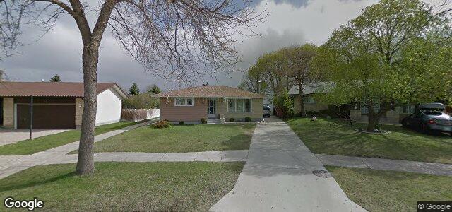 Larawan ng 74 Madrigal Close sa Winnipeg, Manitoba