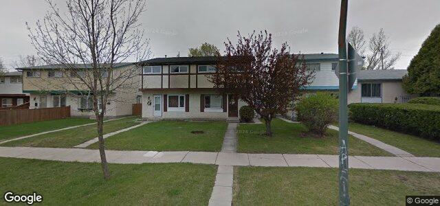 Larawan ng 74 Manor House Court sa Winnipeg, Manitoba