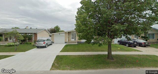 Larawan ng 75 Marbury Road sa Winnipeg, Manitoba
