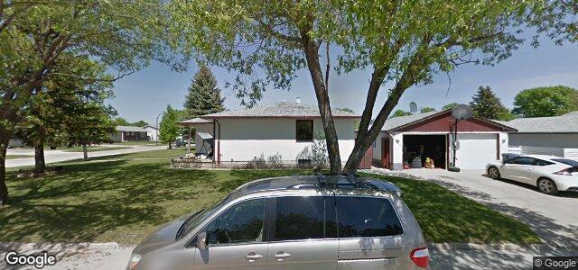 Larawan ng 76 Madrill Close sa Winnipeg, Manitoba