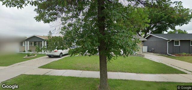 Larawan ng 79 Pickley Crescent sa Winnipeg, Manitoba