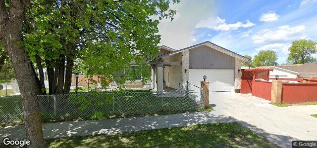 Larawan ng 8 Herron Road sa Winnipeg, Manitoba