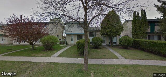 Larawan ng 80 Manor House Court sa Winnipeg, Manitoba