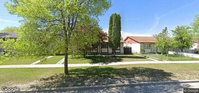 Larawan ng 811 Sheppard Street sa Winnipeg, Manitoba