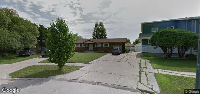 Larawan ng 82 Madrigal Close sa Winnipeg, Manitoba