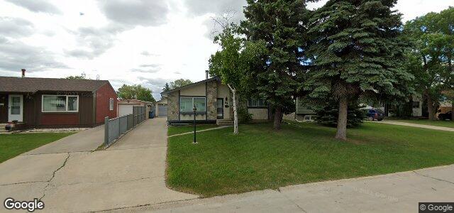 Larawan ng 82 Manorview Close sa Winnipeg, Manitoba