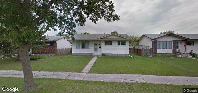 Larawan ng 82 Piney Crescent sa Winnipeg, Manitoba