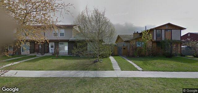 Larawan ng 83 Desharnais Street sa Winnipeg, Manitoba