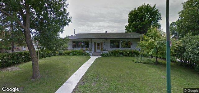 Larawan ng 86 Maddin Crescent sa Winnipeg, Manitoba