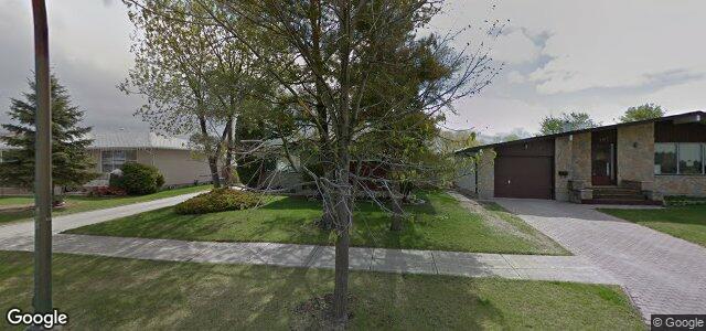 Larawan ng 98 Madrigal Close sa Winnipeg, Manitoba