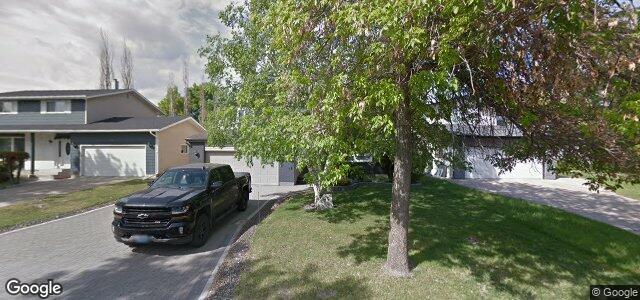 Larawan ng 99 Hiddleston Crescent sa Winnipeg, Manitoba