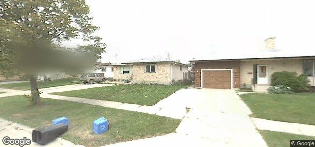 Larawan ng 99 Mandan Road sa Winnipeg, Manitoba