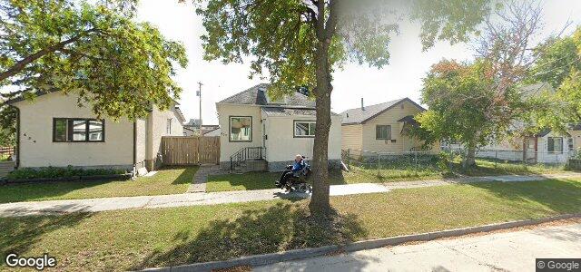 Larawan ng 452 Tissot Street sa Winnipeg, Manitoba
