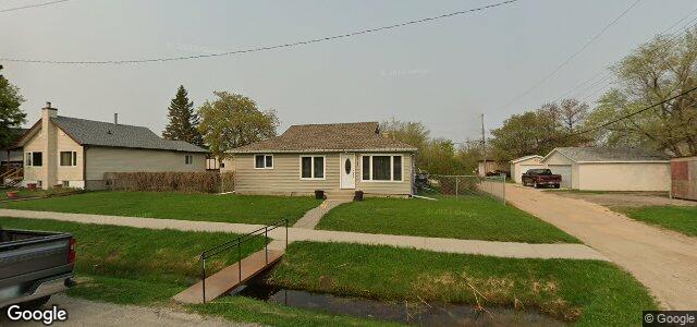 Larawan ng 107 Borden Avenue sa Winnipeg, Manitoba