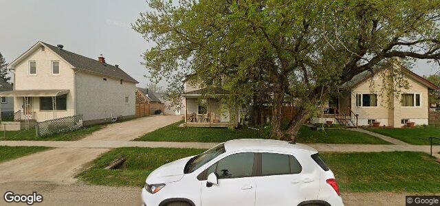 Larawan ng 117 Borden Avenue sa Winnipeg, Manitoba