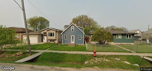 Larawan ng 121 Mcfadden Avenue sa Winnipeg, Manitoba