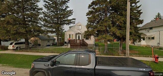 Larawan ng 125 Borden Avenue sa Winnipeg, Manitoba
