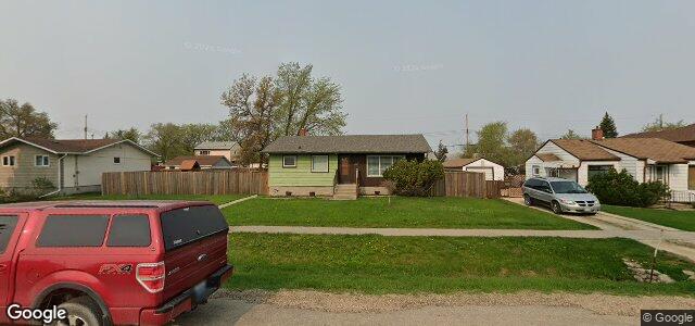 Larawan ng 135 Mcfadden Avenue sa Winnipeg, Manitoba