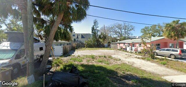 Larawan ng 205 Bates Avenue sa Winnipeg, Manitoba