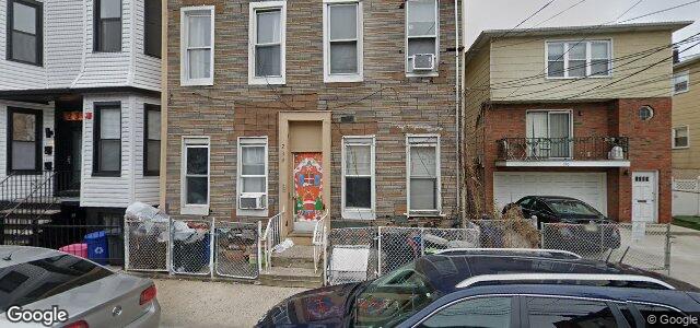 Larawan ng 232 Webster Avenue sa Winnipeg, Manitoba