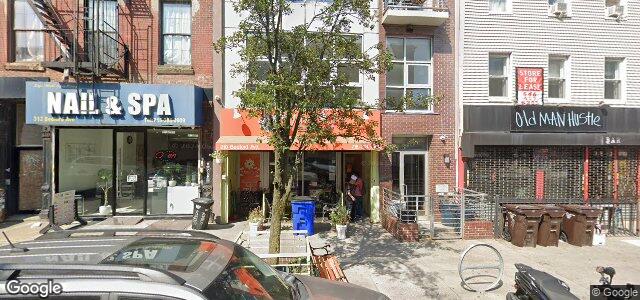 Larawan ng 310 Bedford Avenue sa Winnipeg, Manitoba