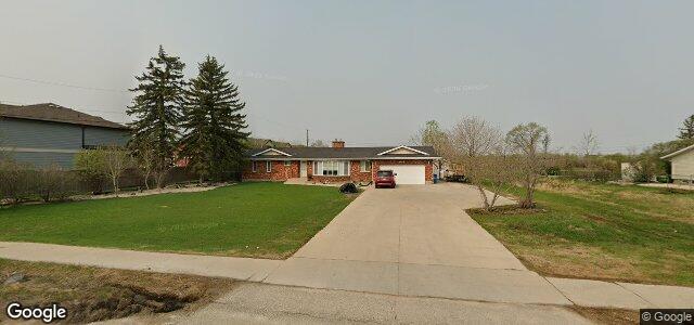 Larawan ng 854 Plessis Road sa Winnipeg, Manitoba