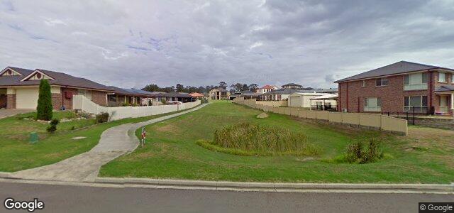 Larawan ng 90 Turnbull Drive sa Winnipeg, Manitoba