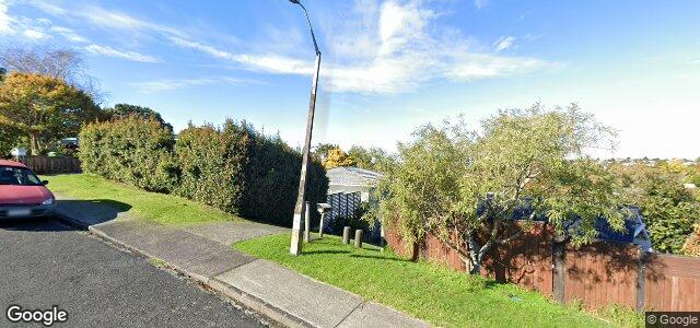 Larawan ng 103 Mountbatten Avenue sa Winnipeg, Manitoba