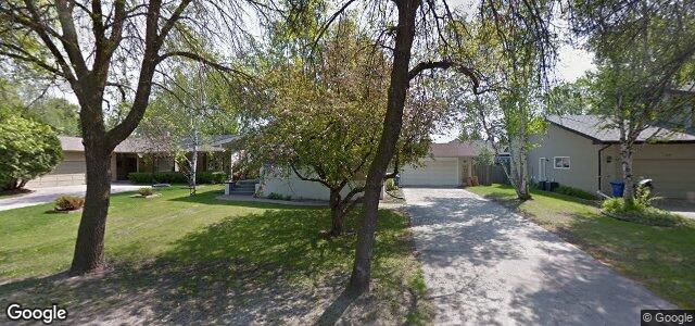 Larawan ng 121 Aldershot Boulevard sa Winnipeg, Manitoba