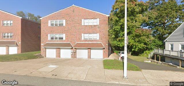 Larawan ng 2019 Grant Avenue sa Winnipeg, Manitoba