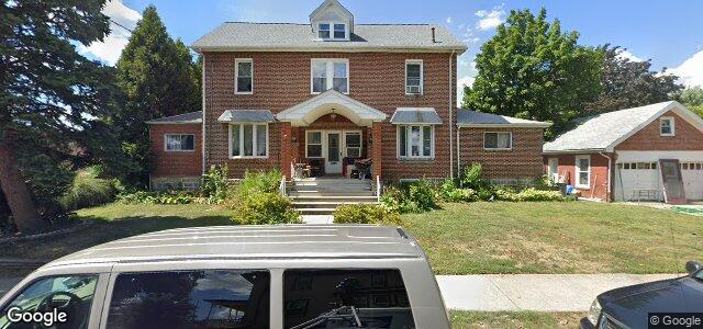 Larawan ng 2049 Grant Avenue sa Winnipeg, Manitoba