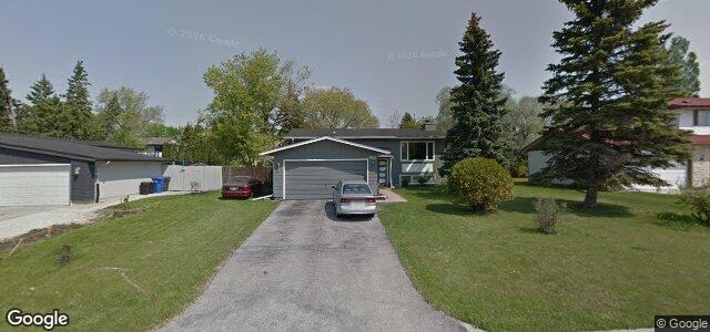 Larawan ng 2069 Grant Avenue sa Winnipeg, Manitoba