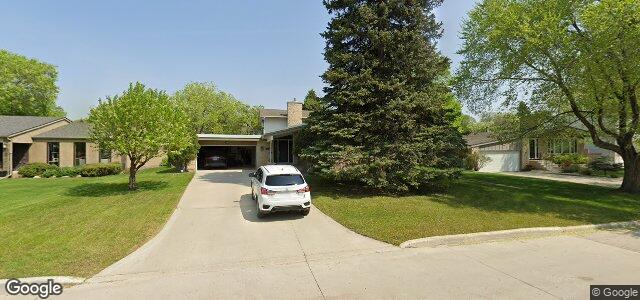 Photo of 23 Folkestone Boulevard in Winnipeg, Manitoba