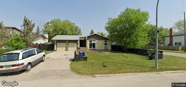 Larawan ng 3 Cuthbertson Avenue sa Winnipeg, Manitoba