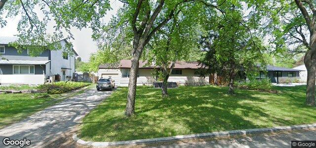 Larawan ng 306 Lamont Boulevard sa Winnipeg, Manitoba