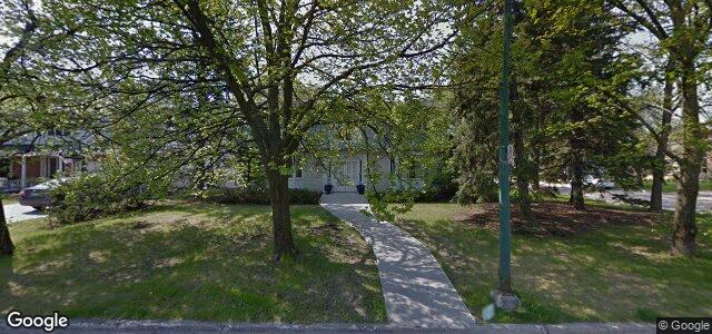 Larawan ng 34 Birkenhead Avenue sa Winnipeg, Manitoba