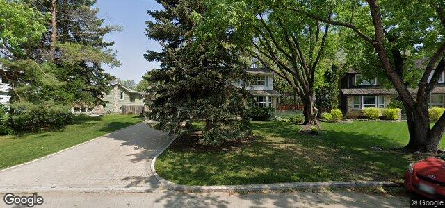 Larawan ng 35 Folkestone Boulevard sa Winnipeg, Manitoba