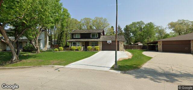 Photo of 39 Folkestone Boulevard in Winnipeg, Manitoba